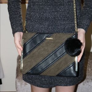 dream control army green and black purse